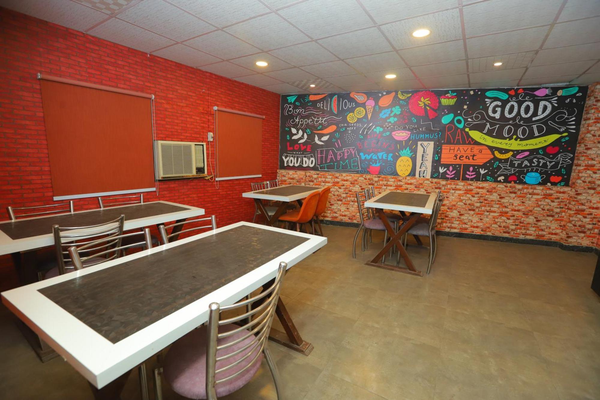Hotel Almora Inn - Near By Delhi International Airport - With Free Airport Pickup And Drop Neu-Delhi Exterior foto
