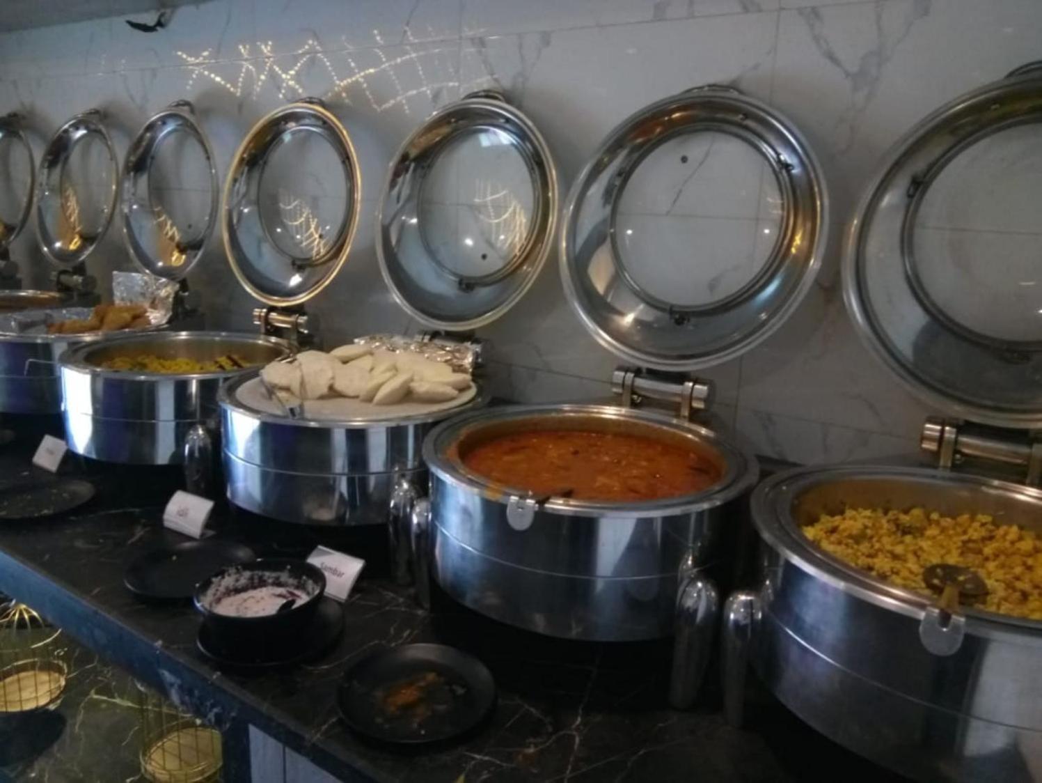 Hotel Almora Inn - Near By Delhi International Airport - With Free Airport Pickup And Drop Neu-Delhi Exterior foto