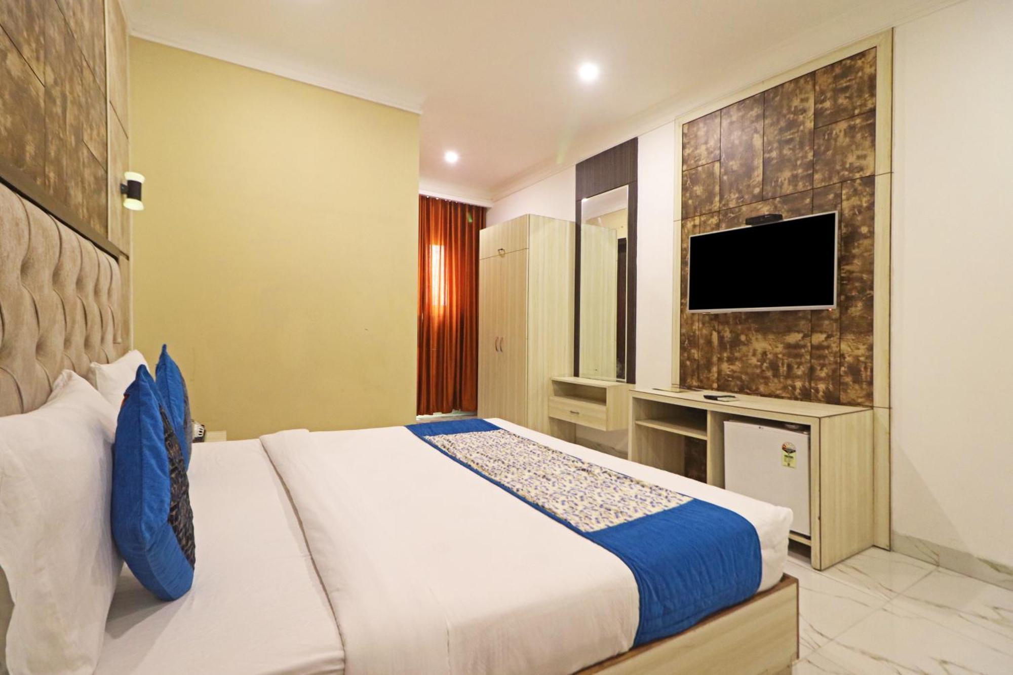 Hotel Almora Inn - Near By Delhi International Airport - With Free Airport Pickup And Drop Neu-Delhi Exterior foto