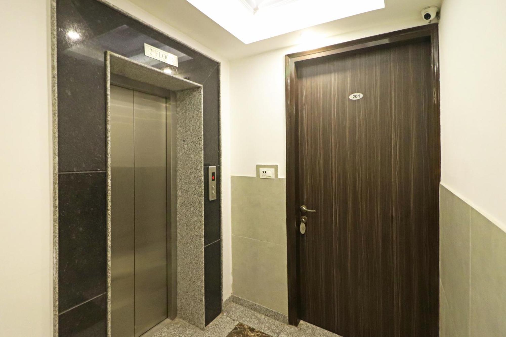 Hotel Almora Inn - Near By Delhi International Airport - With Free Airport Pickup And Drop Neu-Delhi Exterior foto